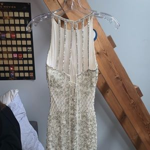 Sherri Hill cocktail dress. Size 2. Color ivory.